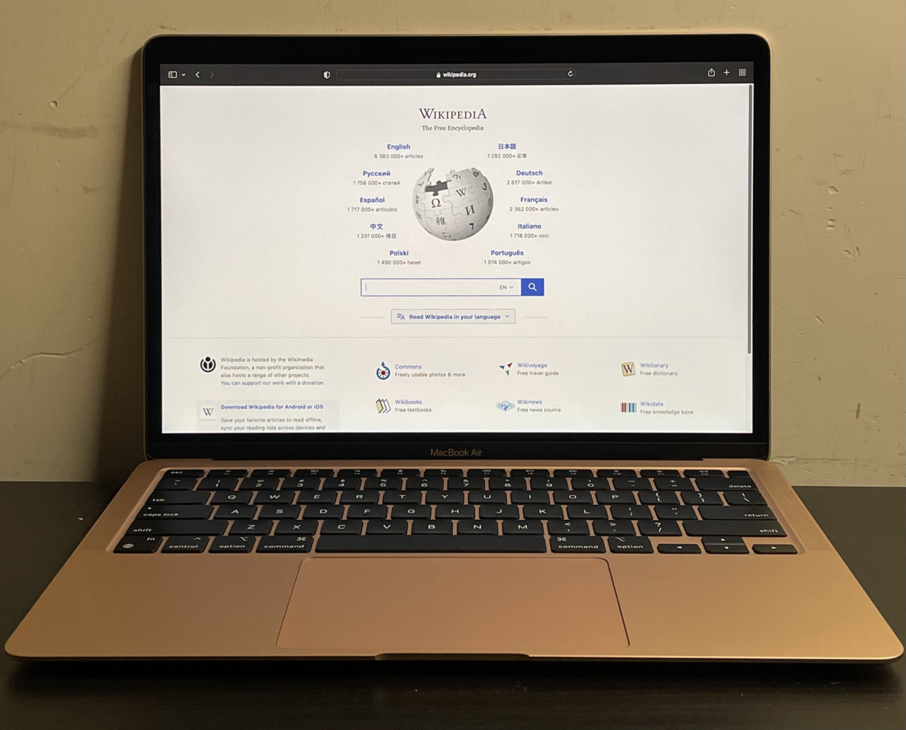 MacBook Air M1 đã qua sử dụng vẫn đáp ứng xuất sắc nhu cầu học tập