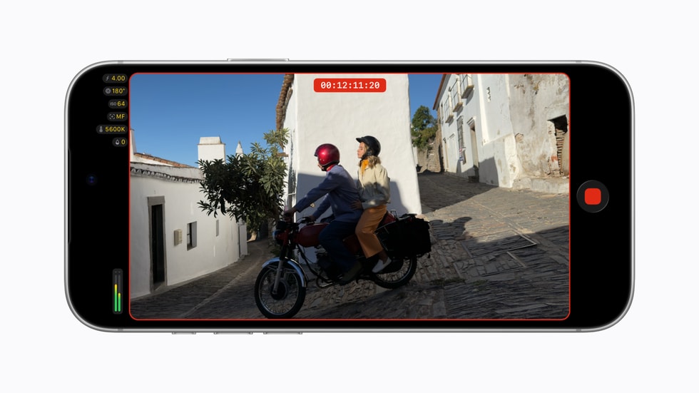Final Cut Camera hiển thị đèn tally viền đỏ khi đang ghi hình