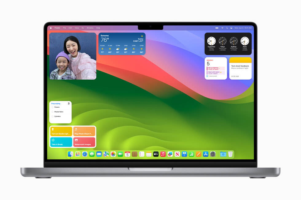 Giao diện màn hình macOS trực quan giúp sắp xếp ngăn xếp thư mục và ứng dụng gọn gàng