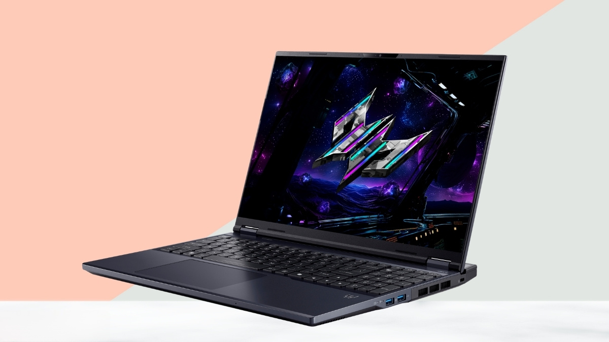 RAM 32GB và SSD 1TB của Predator Helios Neo 16 AI PHN16-73-757W