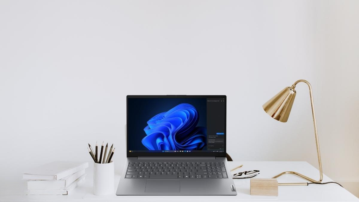 Màn hình của Lenovo V15 G5 IRL 83HF00BSVA