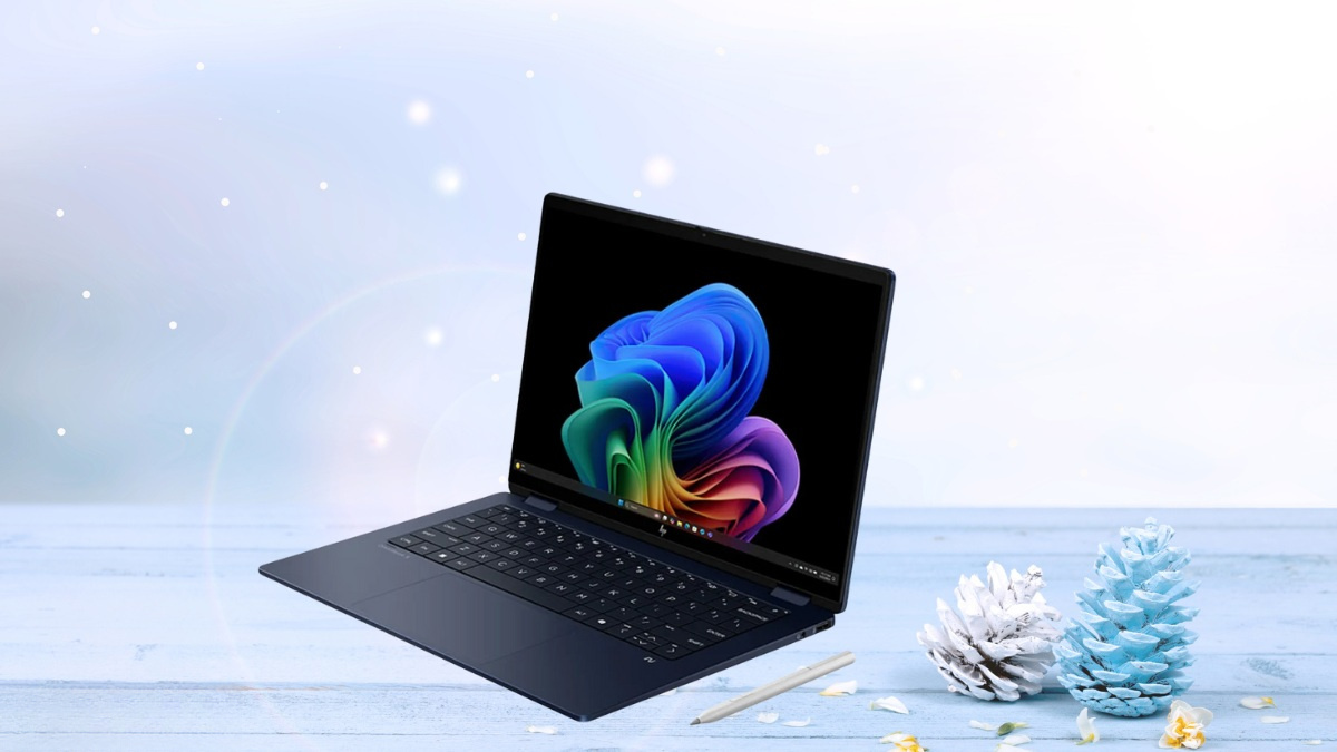 Thiết kế màu xanh gập 360 độ của HP OmniBook X Flip 14-FM0076TU