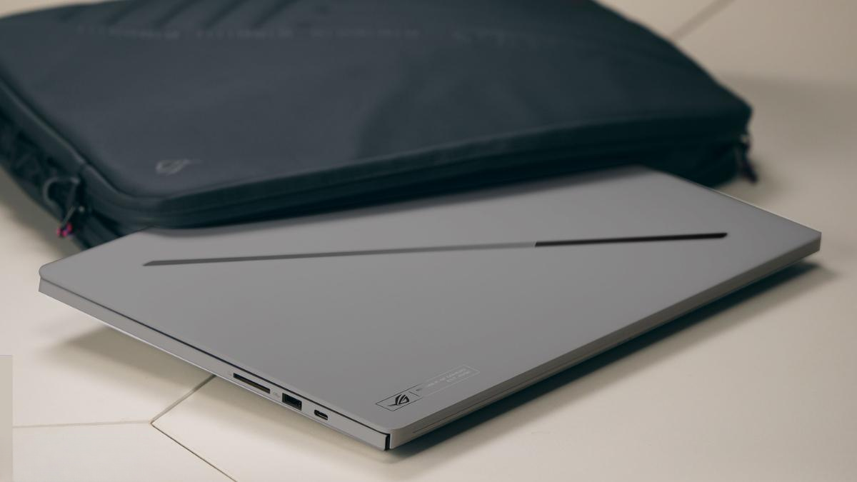 Pin 90Wh của ASUS ROG Zephyrus G16 GU606AR-TB027W