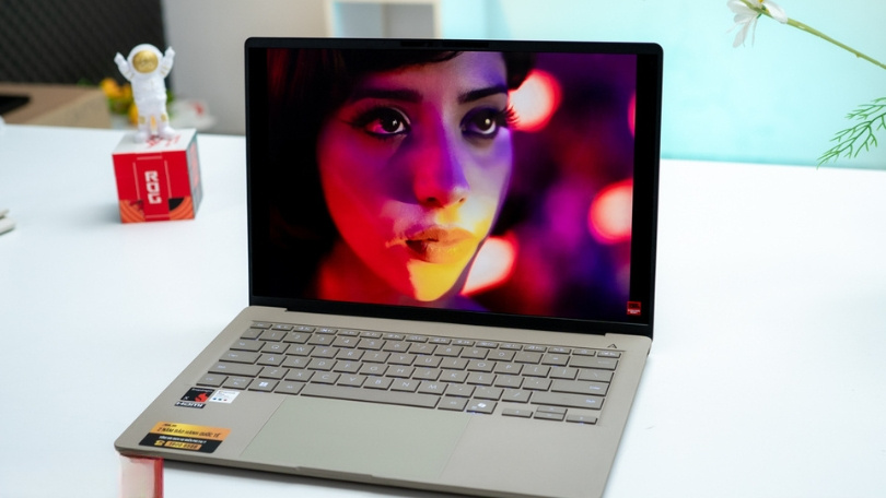 Hiệu năng ASUS Zenbook A14 UX3407QA-QD299WS