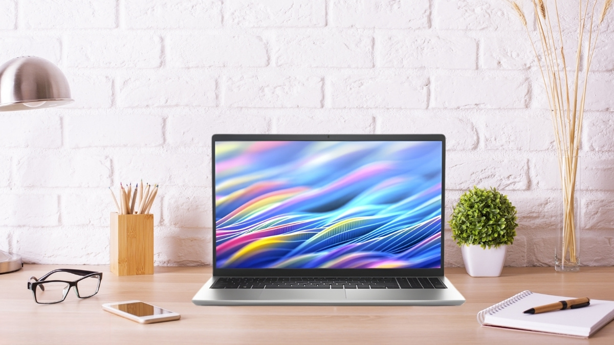 Thiết kế laptop Dell 15 DC15250 71084746 màu bạc