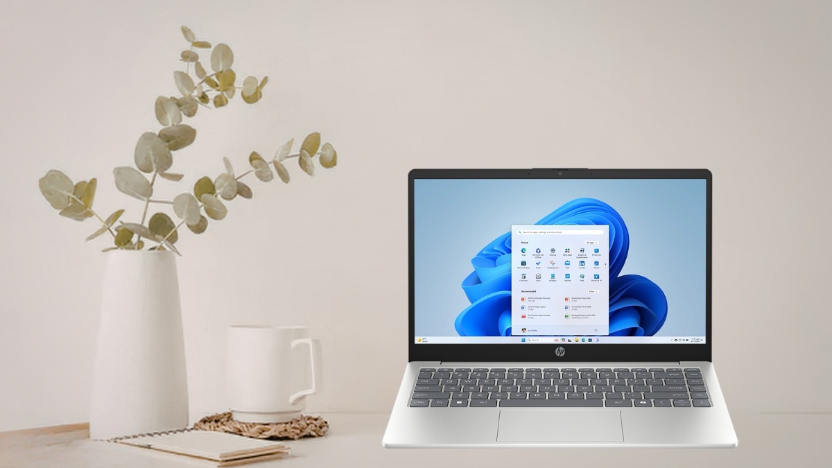 Màn hình 14 inch của HP AI 14-HC0028TU D72BJPA