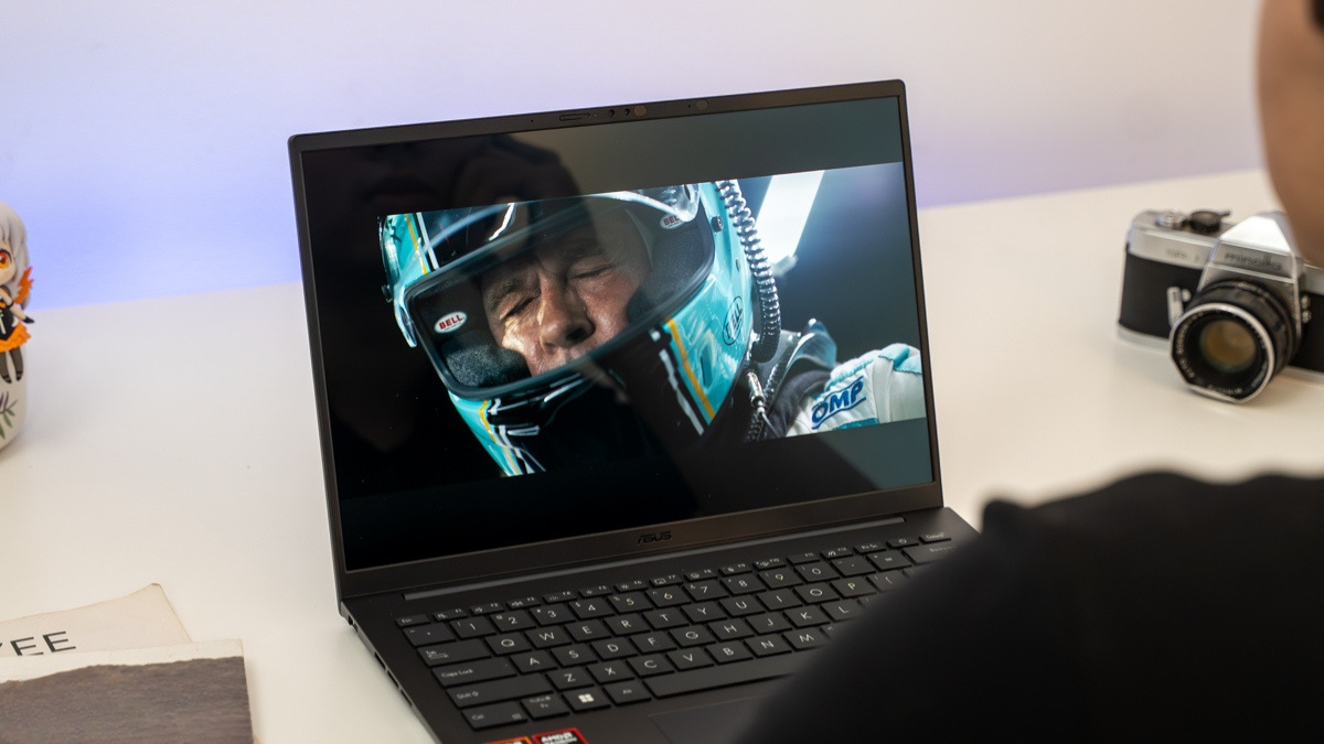 RAM 32GB của ASUS Zenbook 14 UM3406GA-QD073WS
