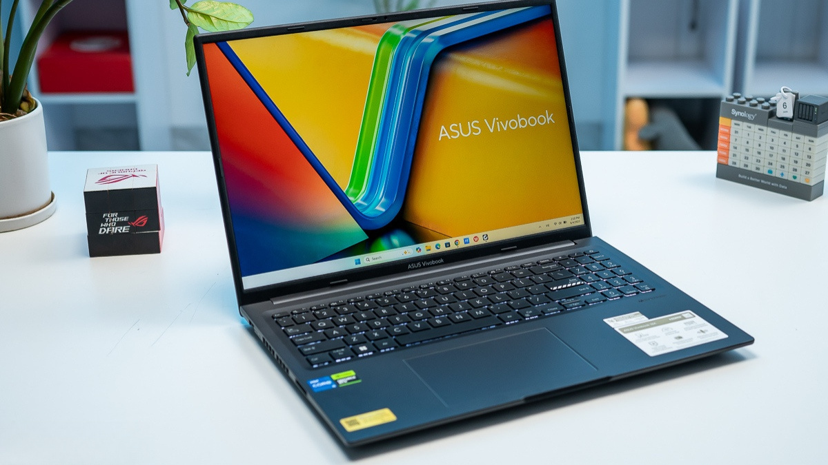 RAM 16GB và SSD 512GB của ASUS Vivobook 16X K3605VC-RP431W