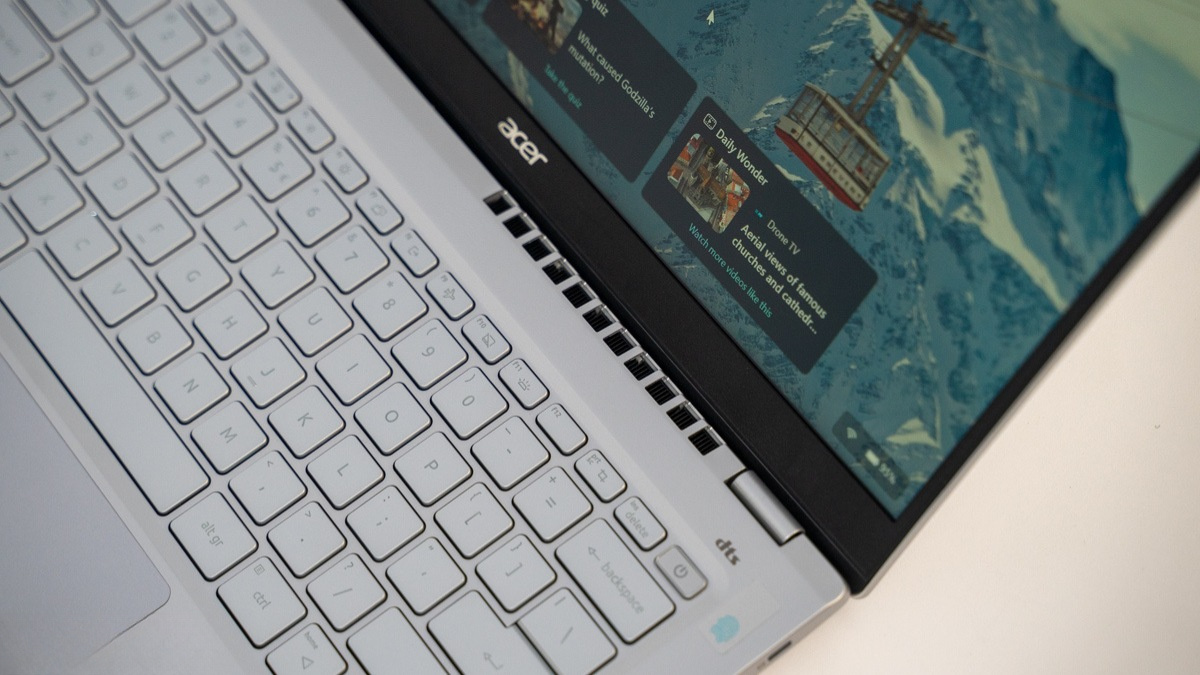 Đồ họa AMD Radeon trên Acer Swift Go 14 SFG14-41-R251