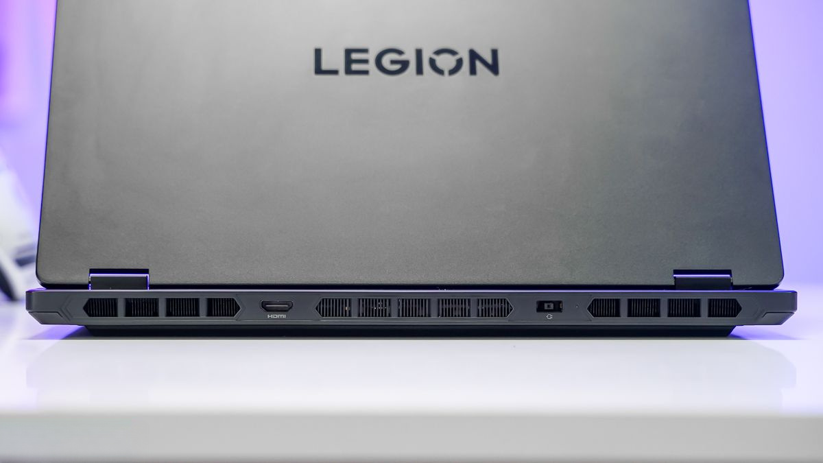 Pin và cổng kết nối của Lenovo Legion 5 15IRX10 83LY00HQVN