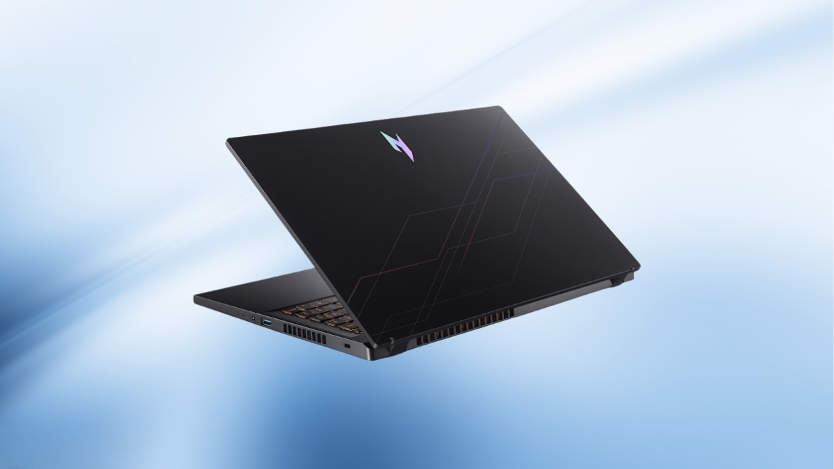 Pin 76Wh và cổng kết nối Acer Nitro V 15 ANV15-52-59AA