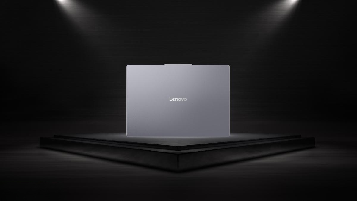 Thiết kế mỏng màu xám của Lenovo IdeaPad Slim 3 16IWC11