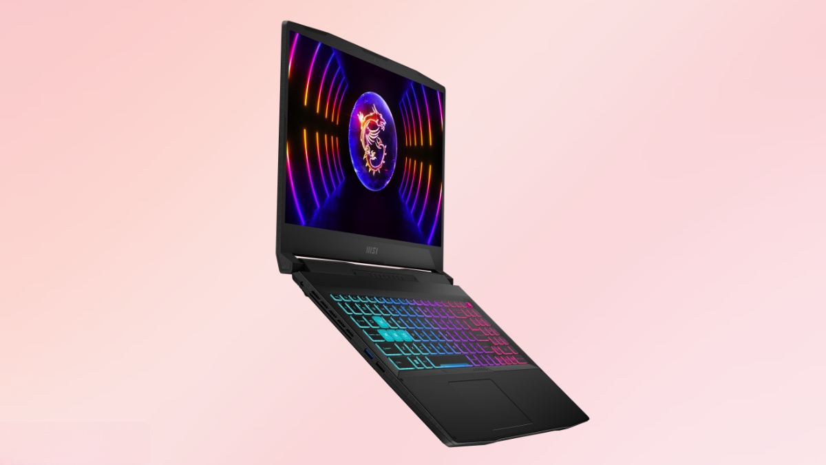 RAM DDR5 kênh đôi và SSD 1TB của MSI Katana 15 B13VEK-2440VN