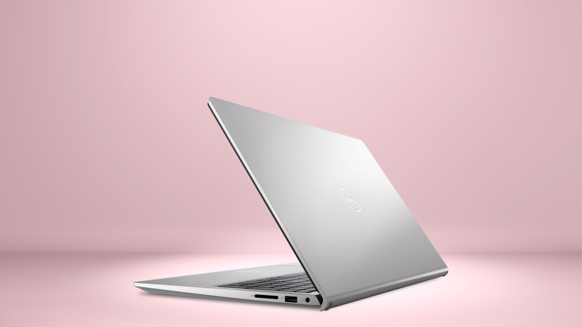 Thiết kế màu bạc mỏng nhẹ của Dell 15 DC15250 CPH99