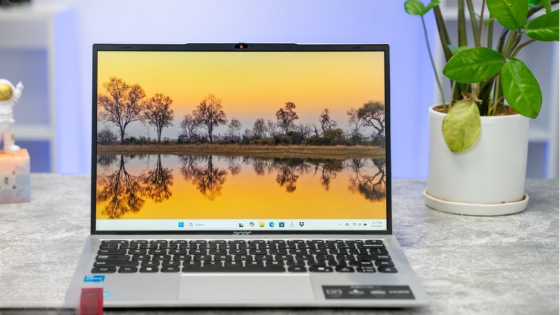 Không gian hiển thị 16:10 của Acer Aspire Lite Gen 2 AL14-52M-32KV