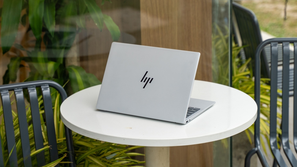 Thiết kế siêu nhẹ của HP OmniBook 7 Aero 13-BG1083AU BZ7R9PA