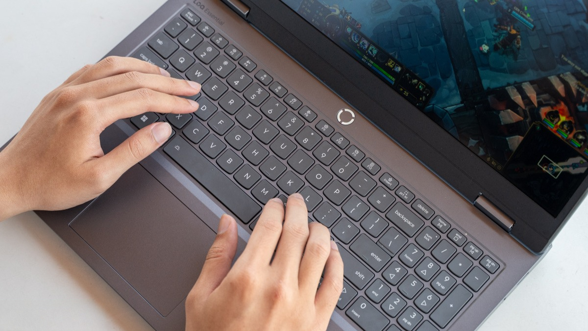 Cấu hình Lenovo LOQ Essential 15IRX11 83SC003RVN