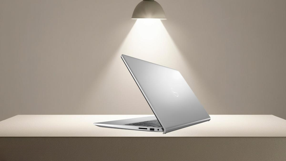 Thiết kế laptop Dell 15 DC15255 X9YM42 màu bạc