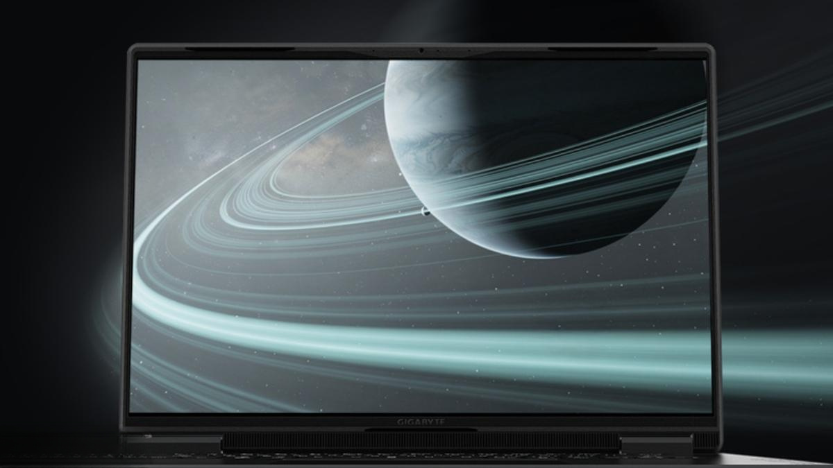 Màn hình 16 inch 165Hz chuẩn màu 100% sRGB của Gigabyte Eagle GL6J-9LJR2VNF93SH