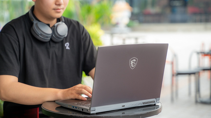 RAM và ổ lưu trữ của MSI Gaming Thin 15 B13UC-2081VN
