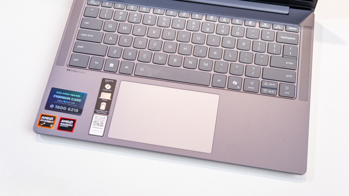 RAM 32GB và SSD 1TB của Lenovo IdeaPad Slim 5 14AKP10 83HX001JVN
