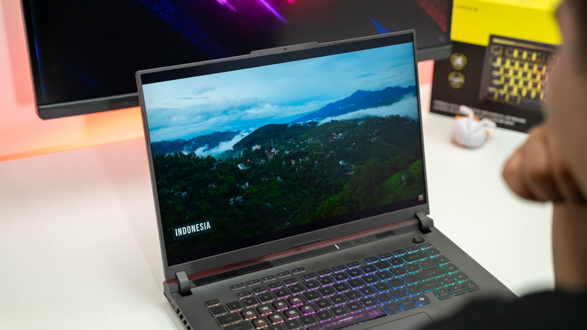 Thiết kế ASUS ROG Strix G16 G614PH-S5101W