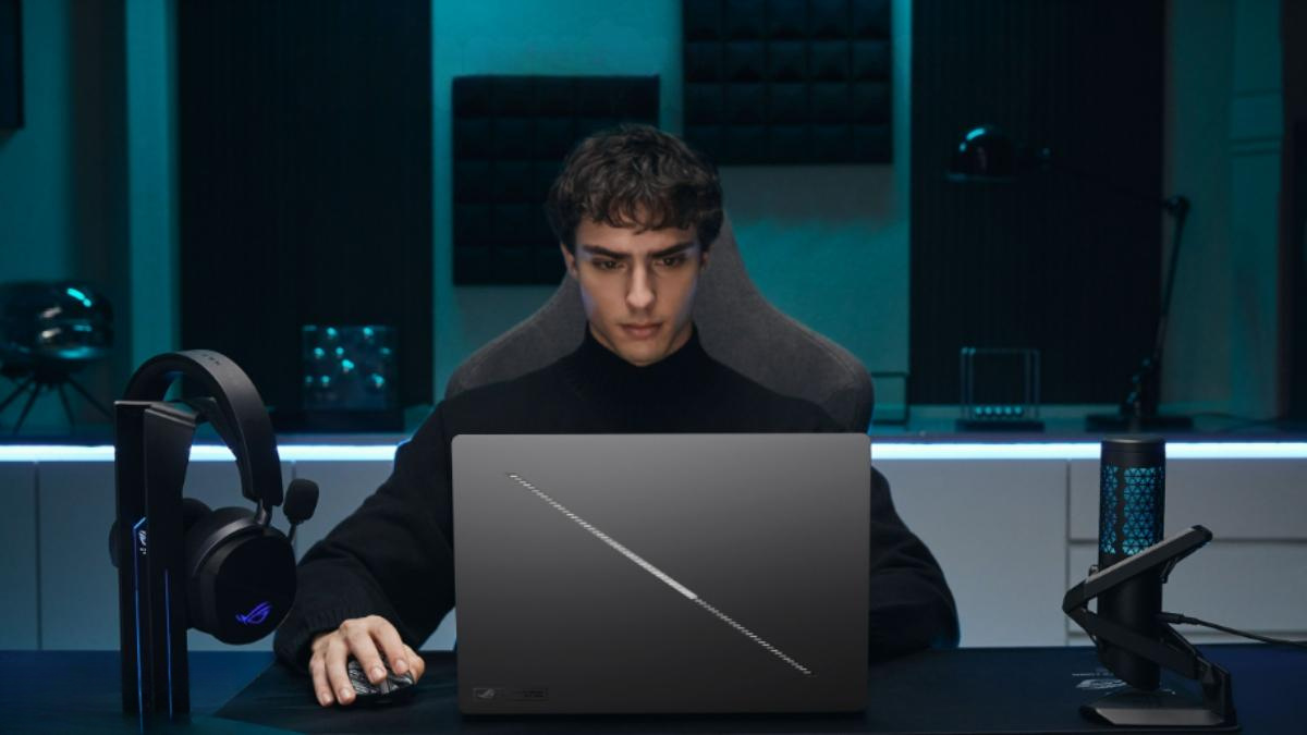 CPU Core Ultra 9 386H của ASUS ROG Zephyrus G16 GU606AW-TB121W