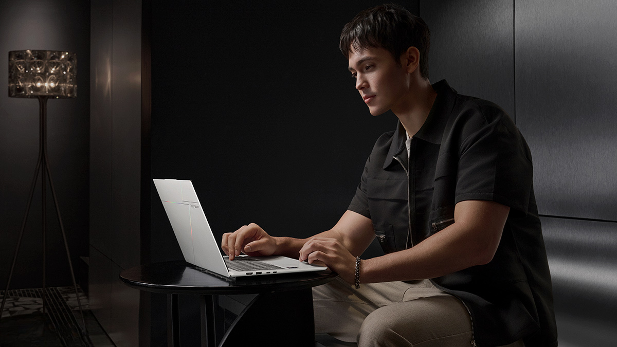 Màn hình 2.8K 120Hz DCI-P3 của Acer Swift Go 14 AI SFG14-I71-70RP