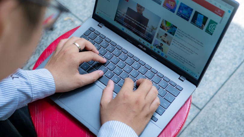 RAM và SSD của ASUS Vivobook S14 S3407CA-LY095WS