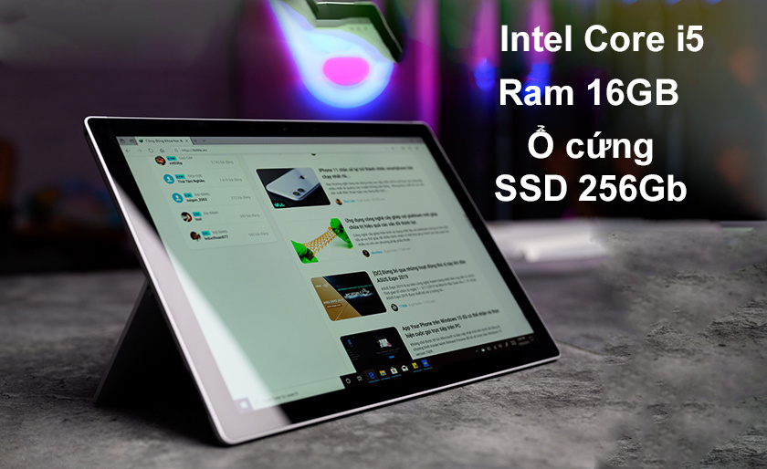 Dung lượng RAM 16GB và ổ cứng SSD 256GB trên Surface Pro 7 Core i5