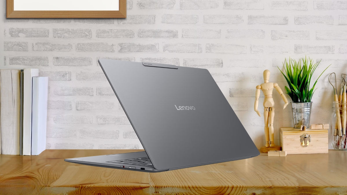 Cổng Thunderbolt 4 của Lenovo Yoga Slim 7 14IPH11 83QM002FVN