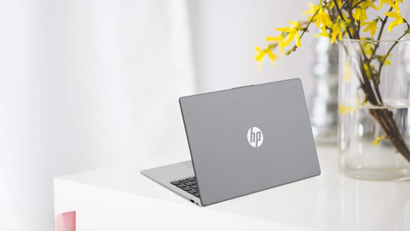 Thiết kế 14 inch nhẹ của HP 245 G10 BG5U8PT