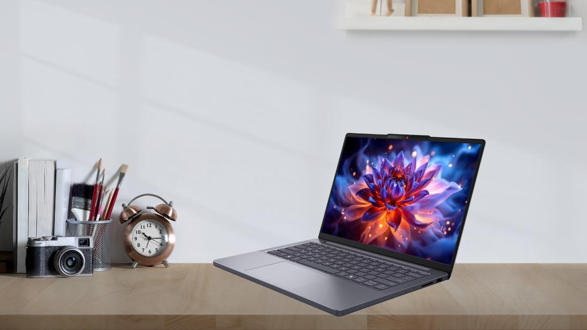 Cổng kết nối trên Lenovo IdeaPad Slim 3 14IWC11 83RQ00DBVN