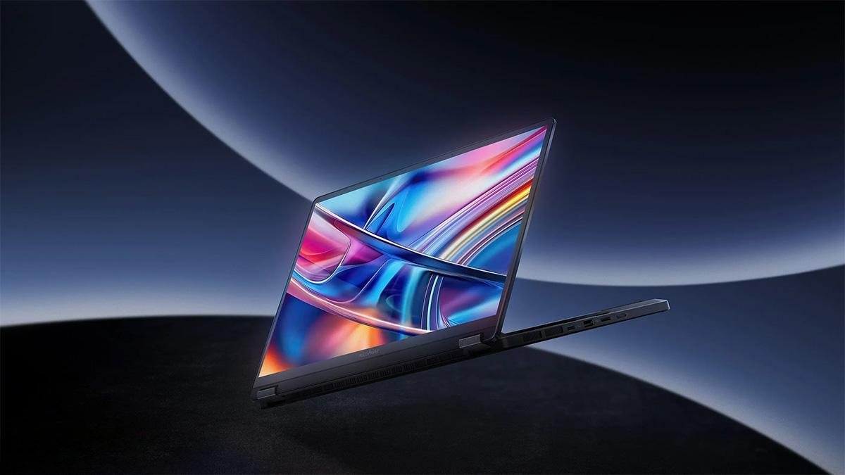 Thiết kế vỏ kim loại của ASUS ProArt PX13 HN7306EA-LX050W
