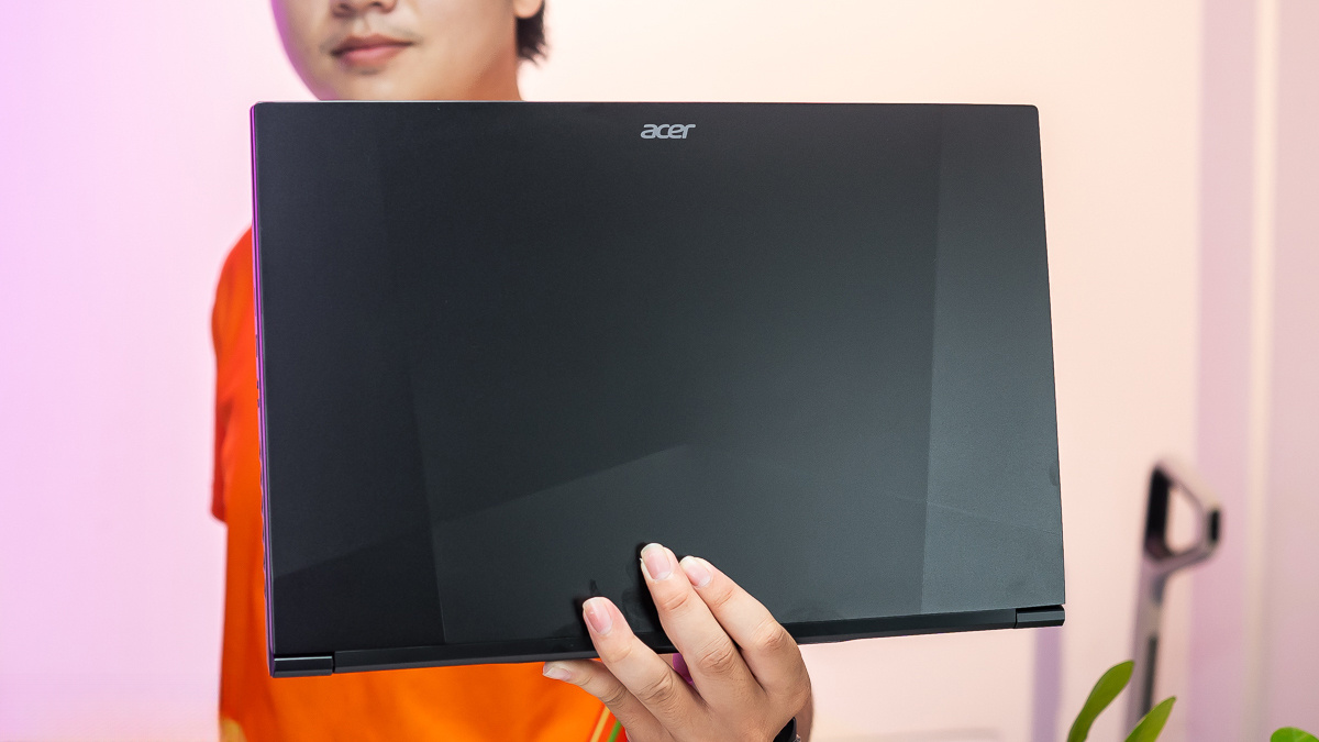 Thiết kế Acer Aspire 7 A715-59G-79XF