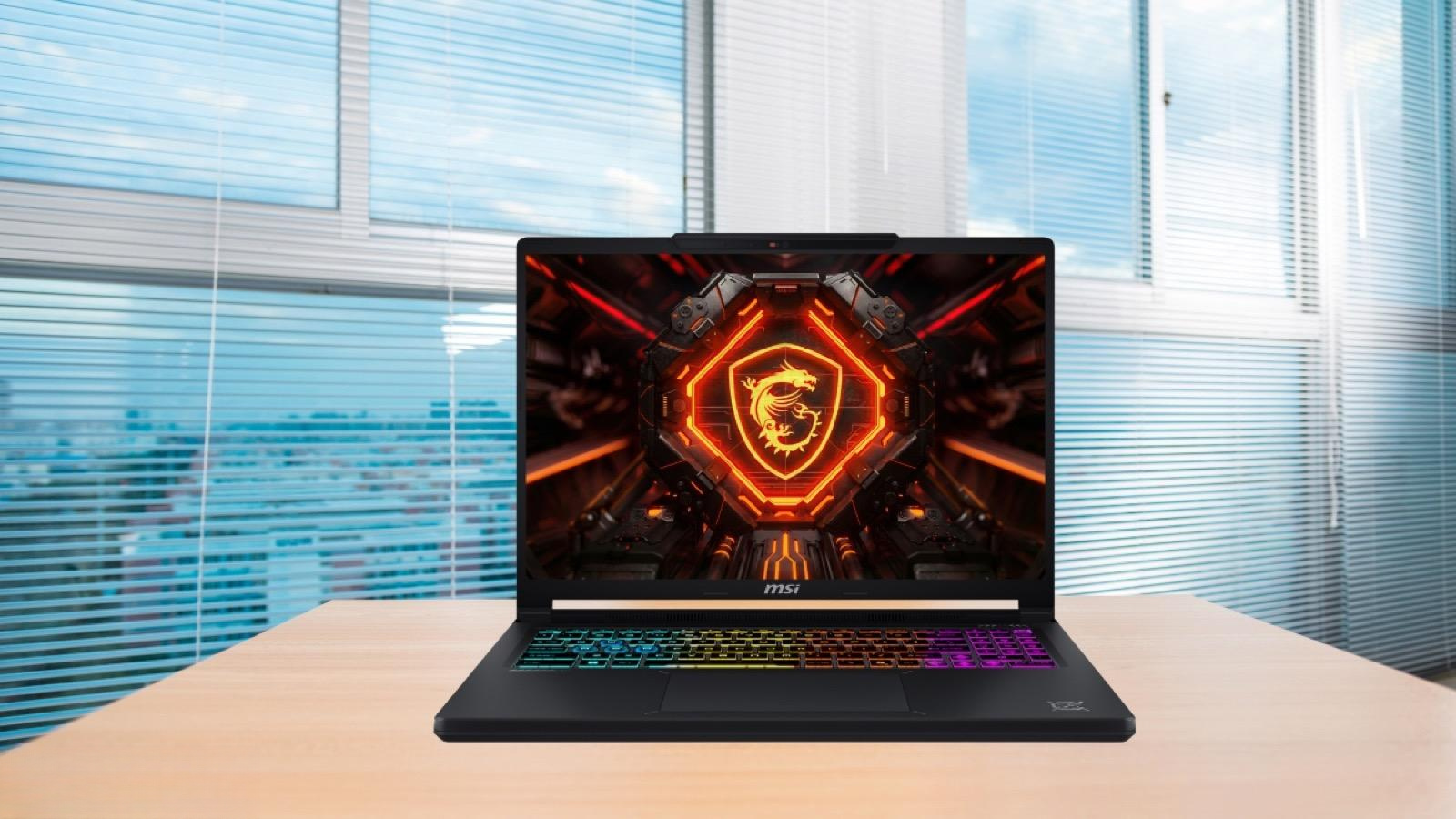 Màn hình QHD+ 240Hz của MSI Crosshair 16 HX E14WEK-076VN