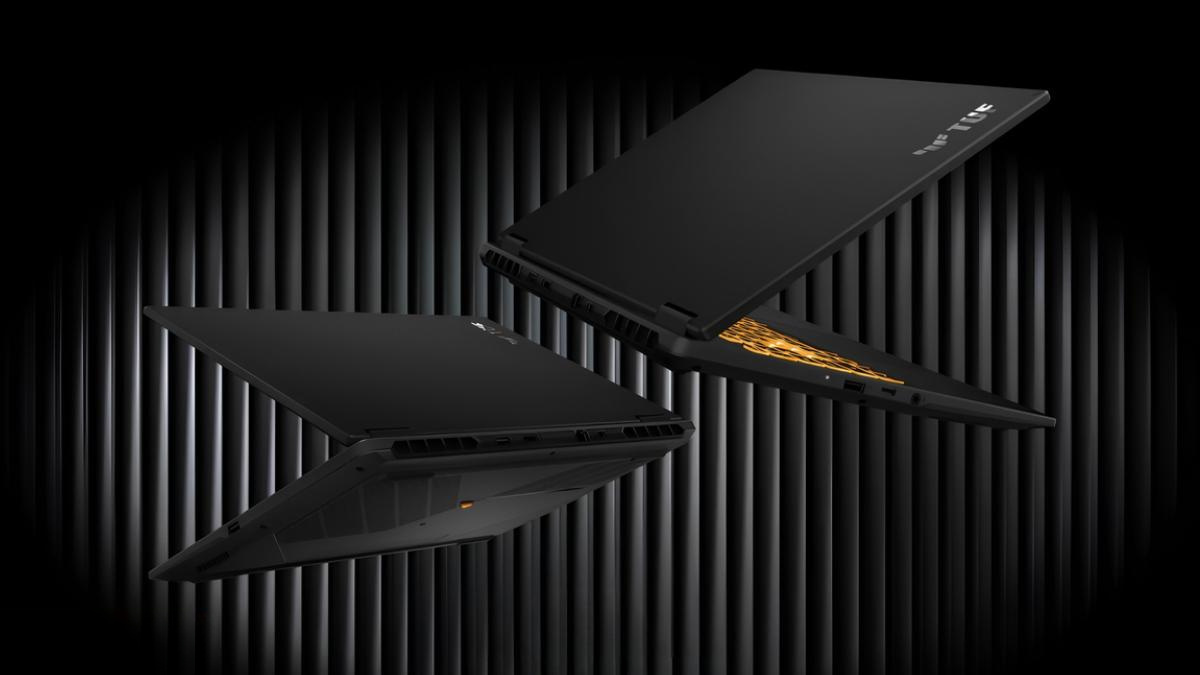 Mặt đáy vân nhám của ASUS TUF Gaming F16 FX610JH-TU008W