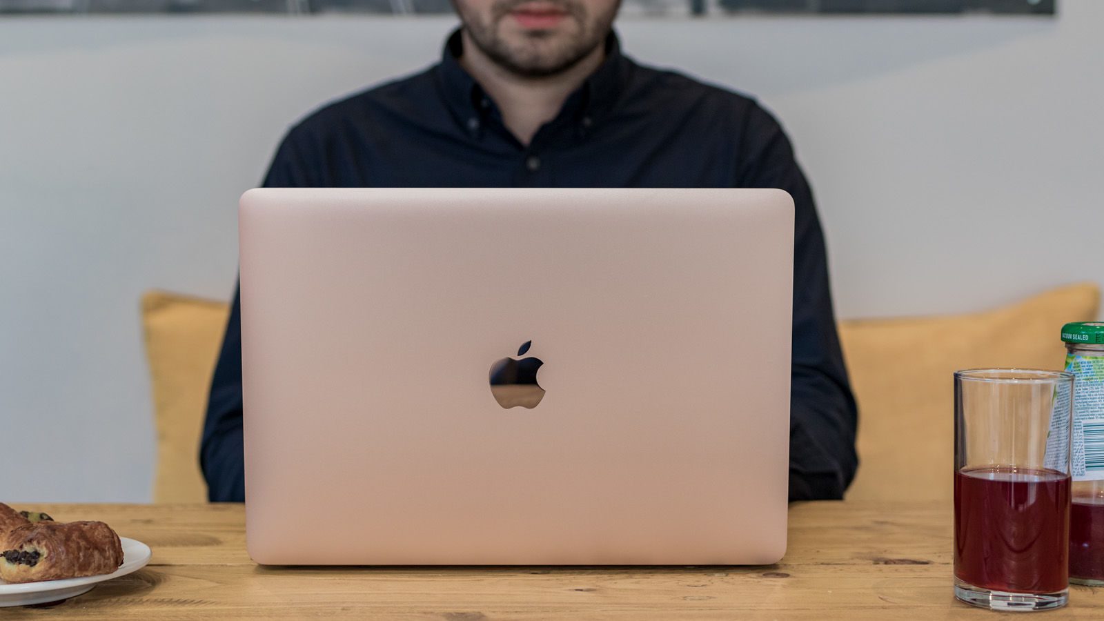 MACBOOK AIR 2020 – BÍ MẬT ĐƯỢC BẬT MÍ
