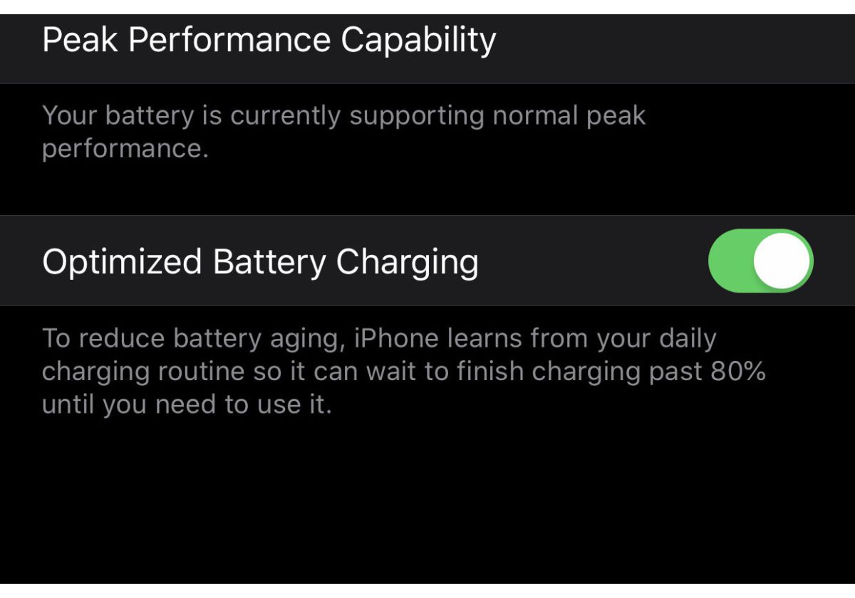 Tính năng mới iOS 13: Sạc pin được tối ưu hóa có thể tăng tuổi thọ cho pin iPhone của bạn.