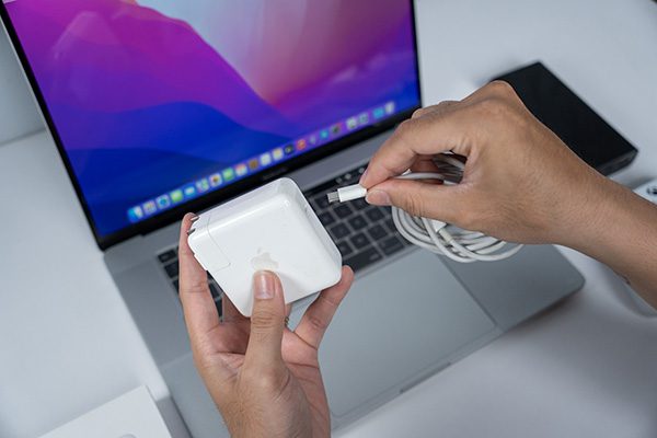 Sạc pin đúng cách giúp tăng tuổi thọ cho pin