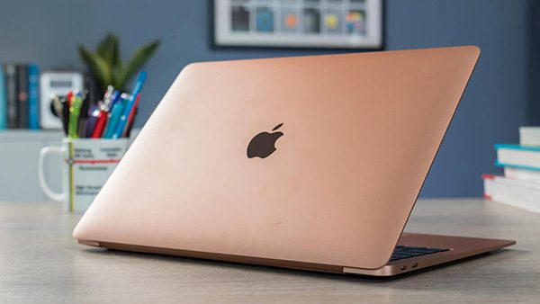 Macbook Air 2018 được lược bỏ hàng loạt các cổng kết nối
