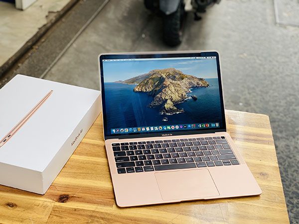 Macbook Air 2019 được tích hợp công nghệ True Tone, đem lại trải nghiệm hình ảnh tốt hơn