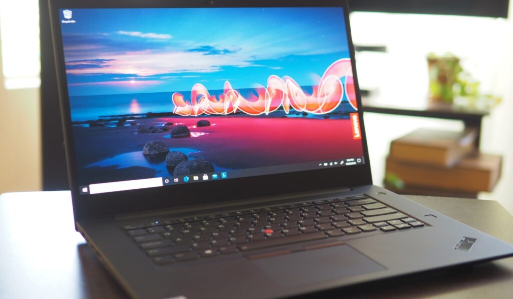 Thinkpad X1 Extreme Gen 3 sở hữu nhiều ưu điểm với các thông số kỹ thuật ấn tượng