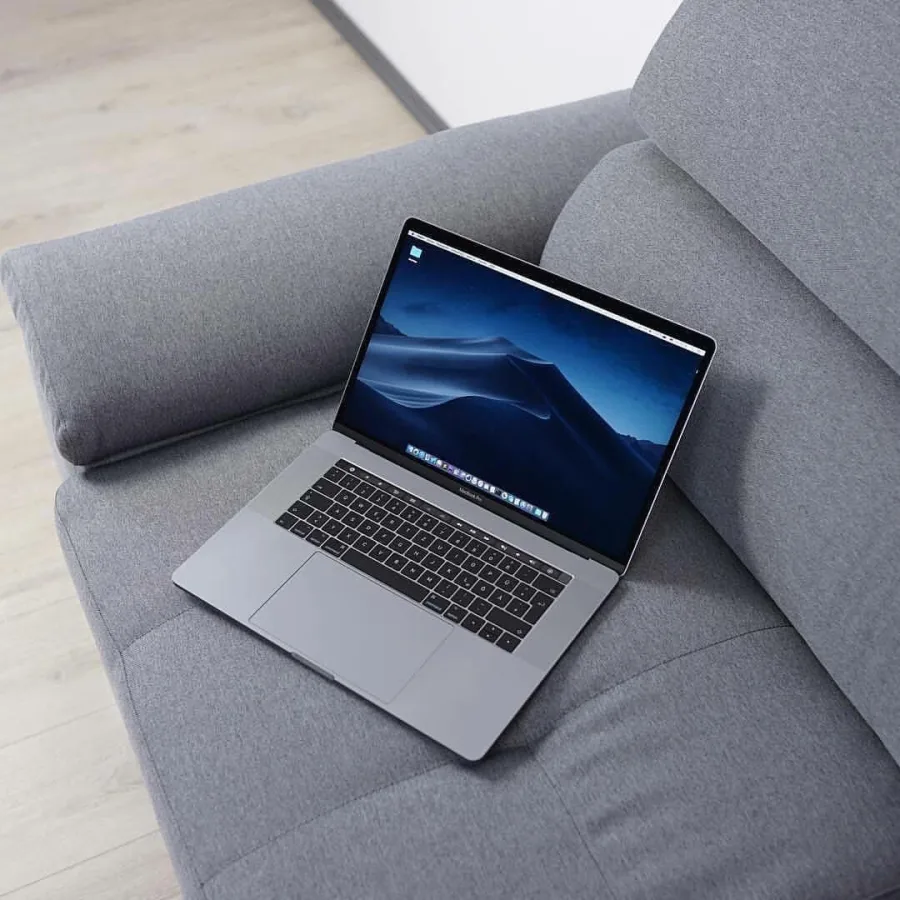MacBook Pro 15 inch 2017 Core i7 2.9GHz 16GB/512GB Radeon Pro 560 - Used – ảnh 3