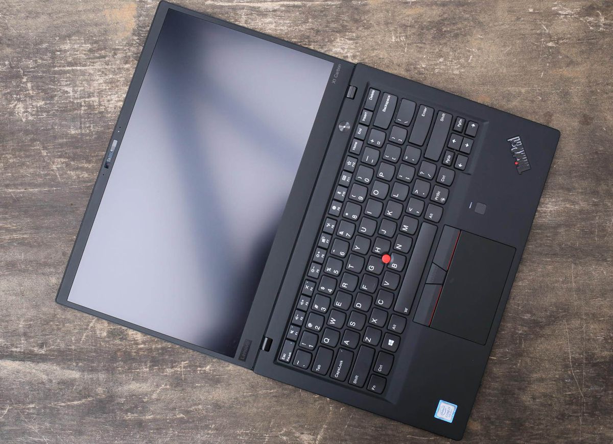 Lenovo Thinkpad X1 Carbon Gen 6 mở 180 độ