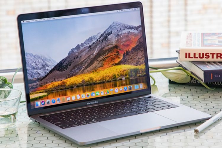 Macbook pro 13 touchbar 2019