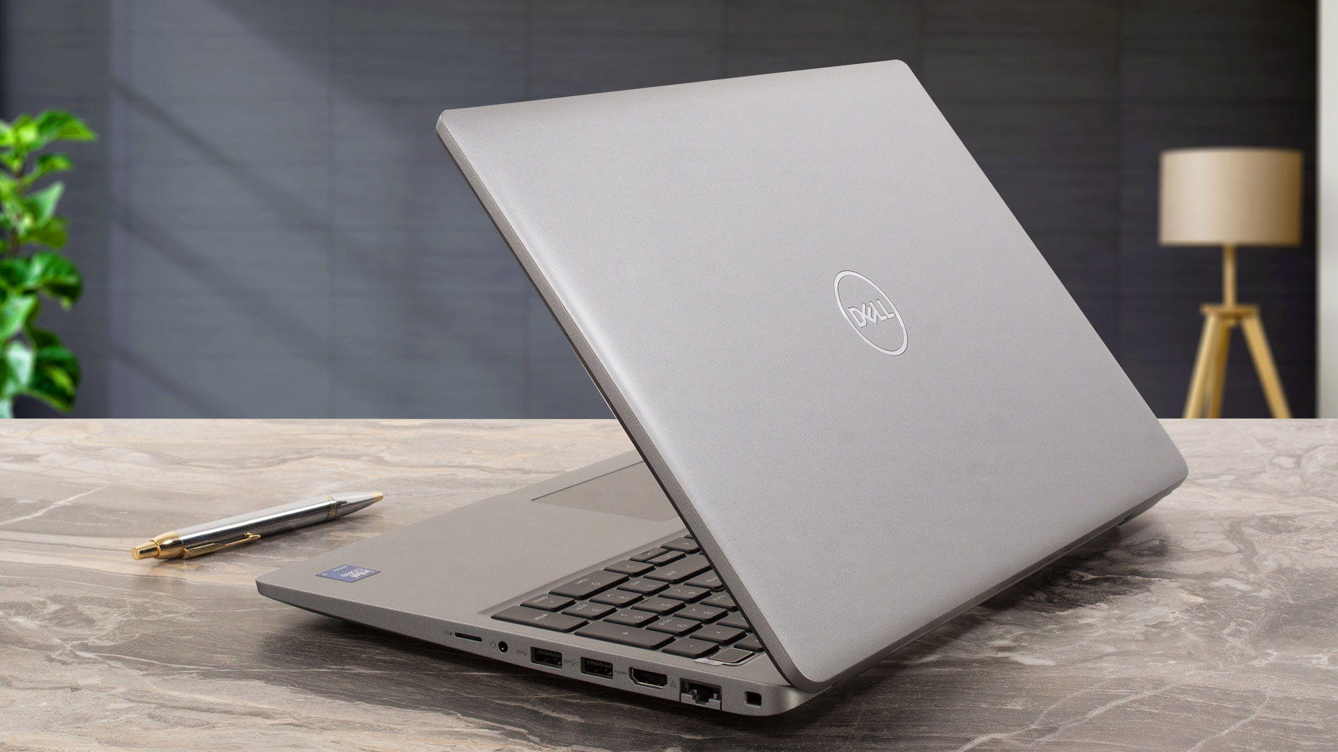 Dell latitute 5550 4
